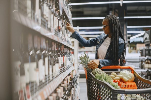 Comment rafraîchir son réfrigérateur naturellement avec des produits du quotidien?