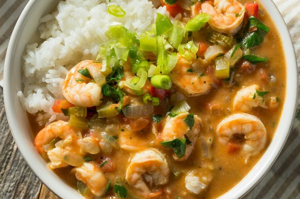Comment cuire un poulet à l'étouffée pour conserver un maximum de saveurs?